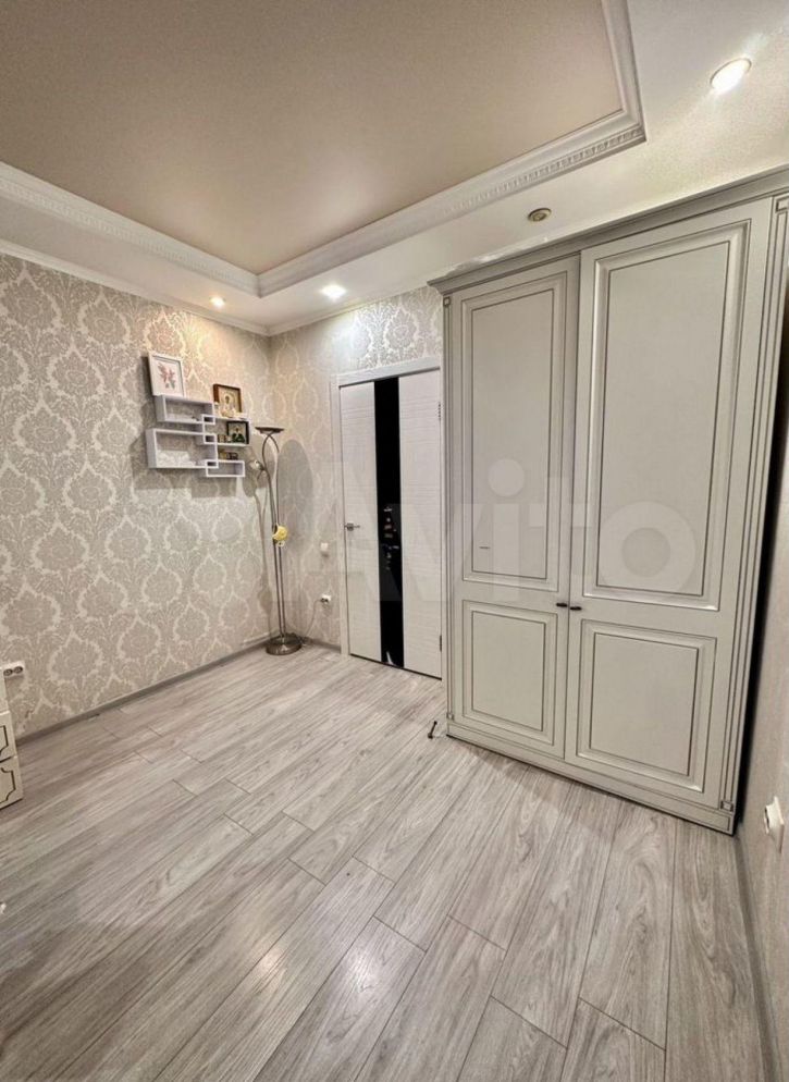 1-комн квартира Гаражная ул, 107