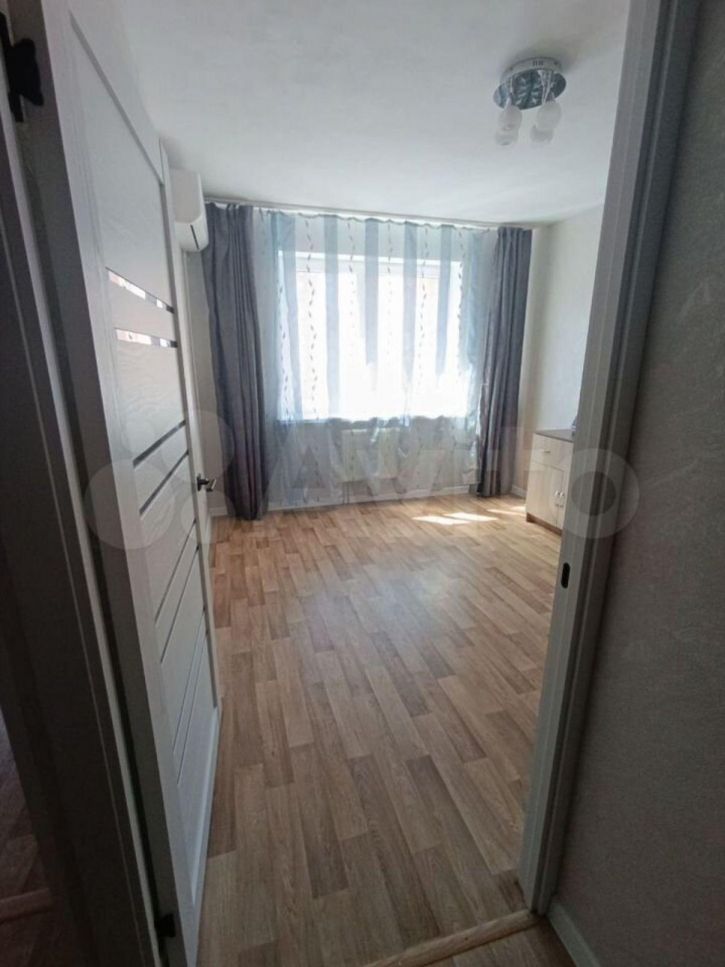 1-комн квартира Героя Сарабеева ул, 7