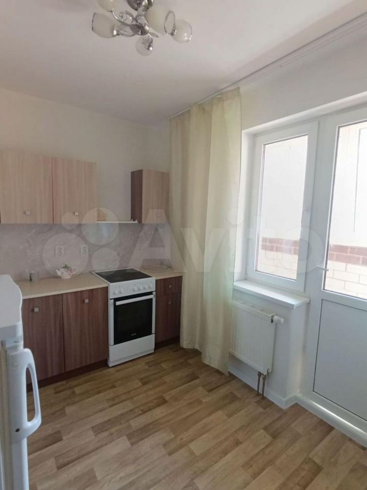 1-комн квартира Героя Сарабеева ул, 7