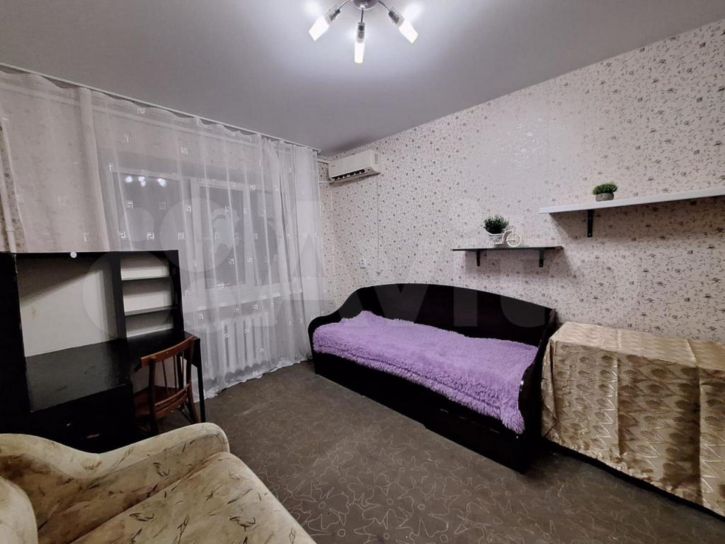 Комната Бородина ул, 22