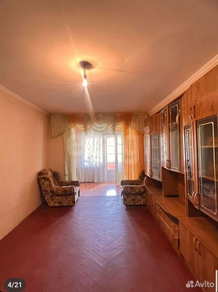 3-комн квартира Ставропольская ул, 240