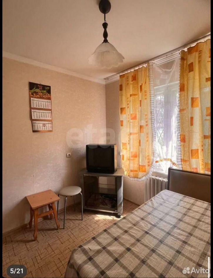 3-комн квартира Ставропольская ул, 240