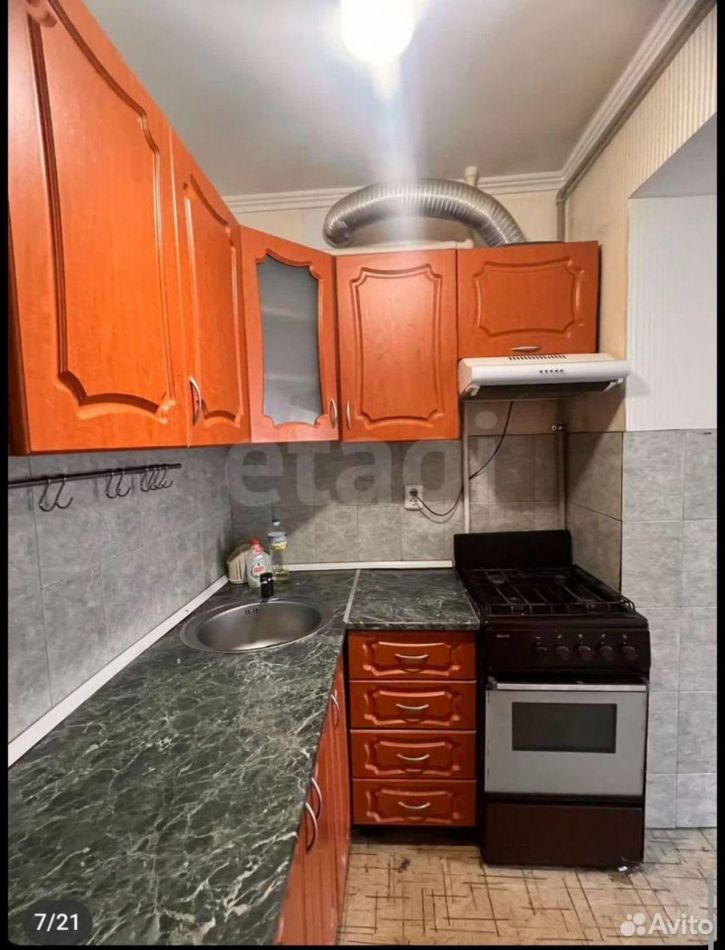 3-комн квартира Ставропольская ул, 240