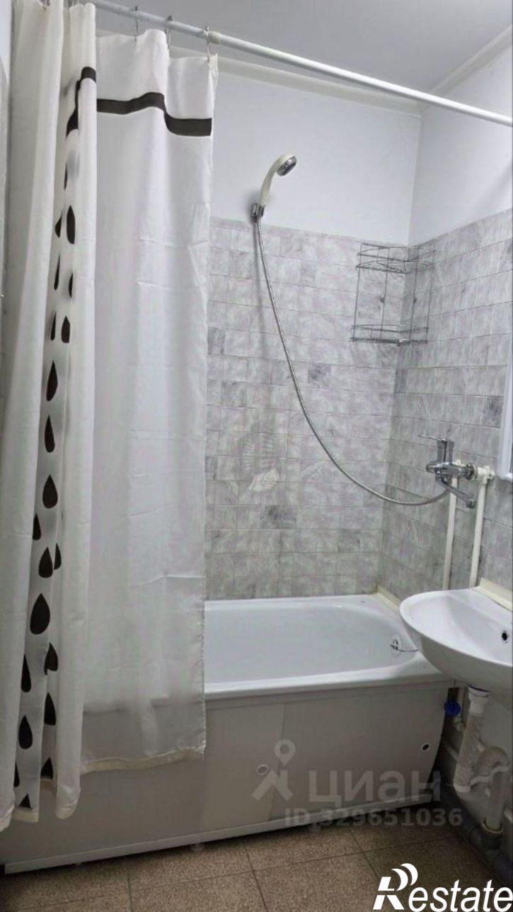 1-комн квартира Душистая улица, 35,  д. 35