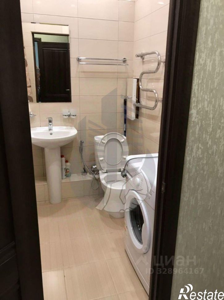 1-комн квартира ул им. Героя Яцкова И.В., 10,  д. 10