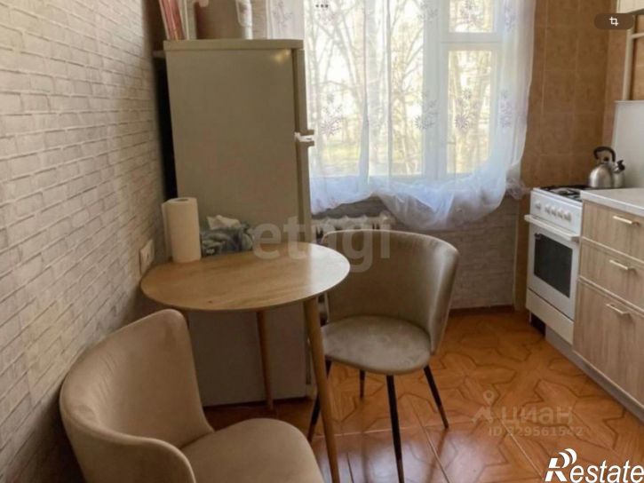 1-комн квартира улица Карякина, 3,  д. 3