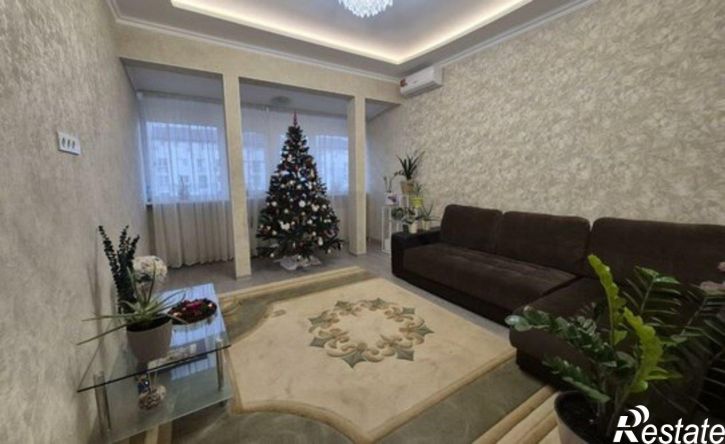 4-комн квартира ул им. Симиренко, 43,  д. 43