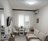 комната 44 кв м ул им. Невкипелого, 25