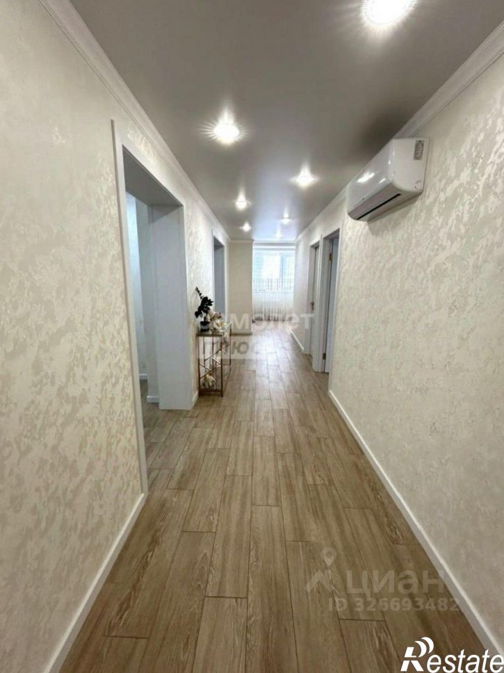 5-комн квартира пр-кт Чекистов, 13,  д. 13