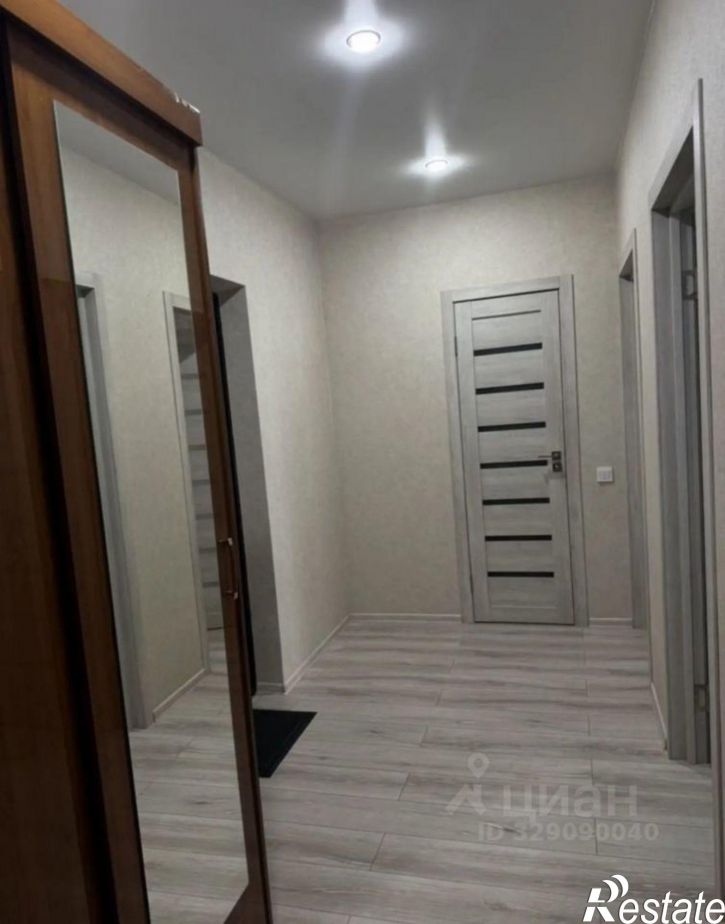 2-комн квартира ул им. Цезаря Куникова, 24 1,  д. 24 1,  к. 1
