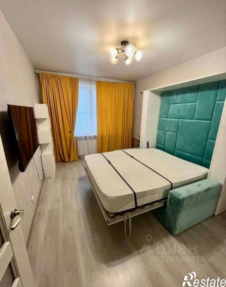1-комн квартира улица Западный Обход, 42/4 к1,  д. 42/4 к1