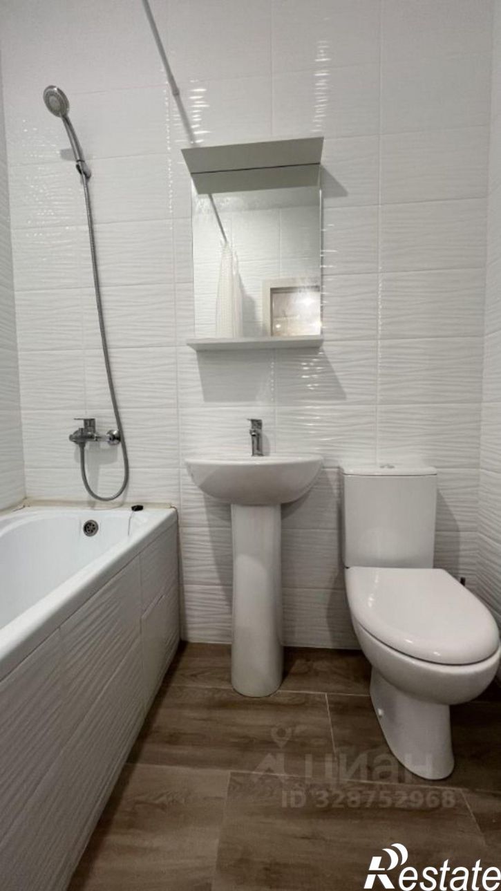 1-комн квартира ул Заполярная, 37 4,  д. 37 4,  к. 4