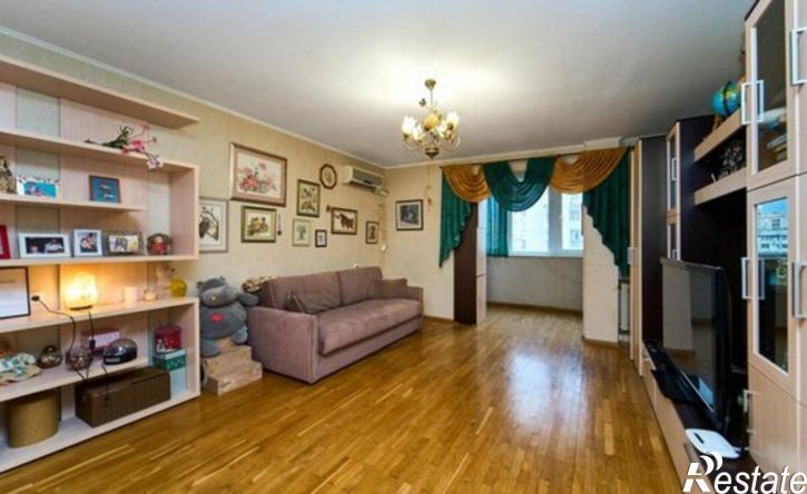2-комн квартира проспект Чекистов, 33,  д. 33