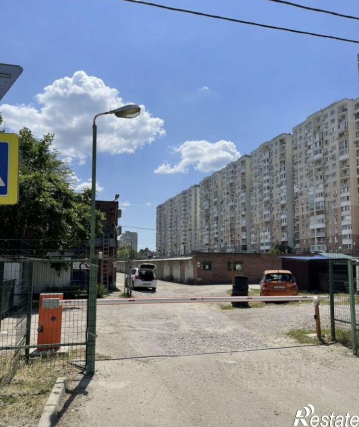 Гараж/парковка ул им. Александра Покрышкина, 4,  д. 4