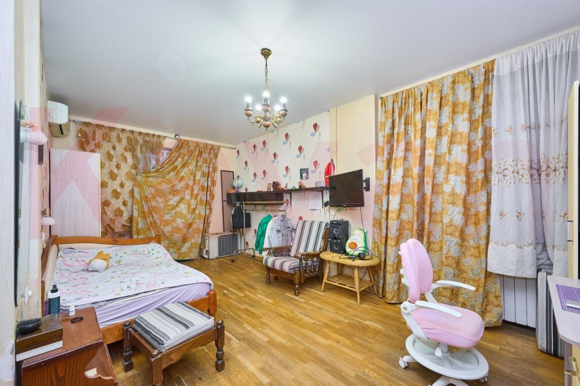 Купить квартиру за 29 990 000 рублей на Красная ул.