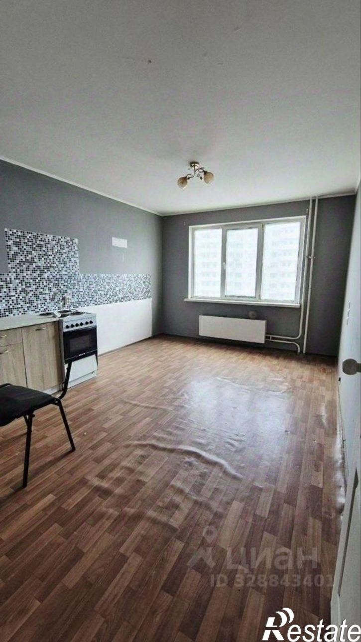 3-комн квартира улица Карякина, 27,  д. 27