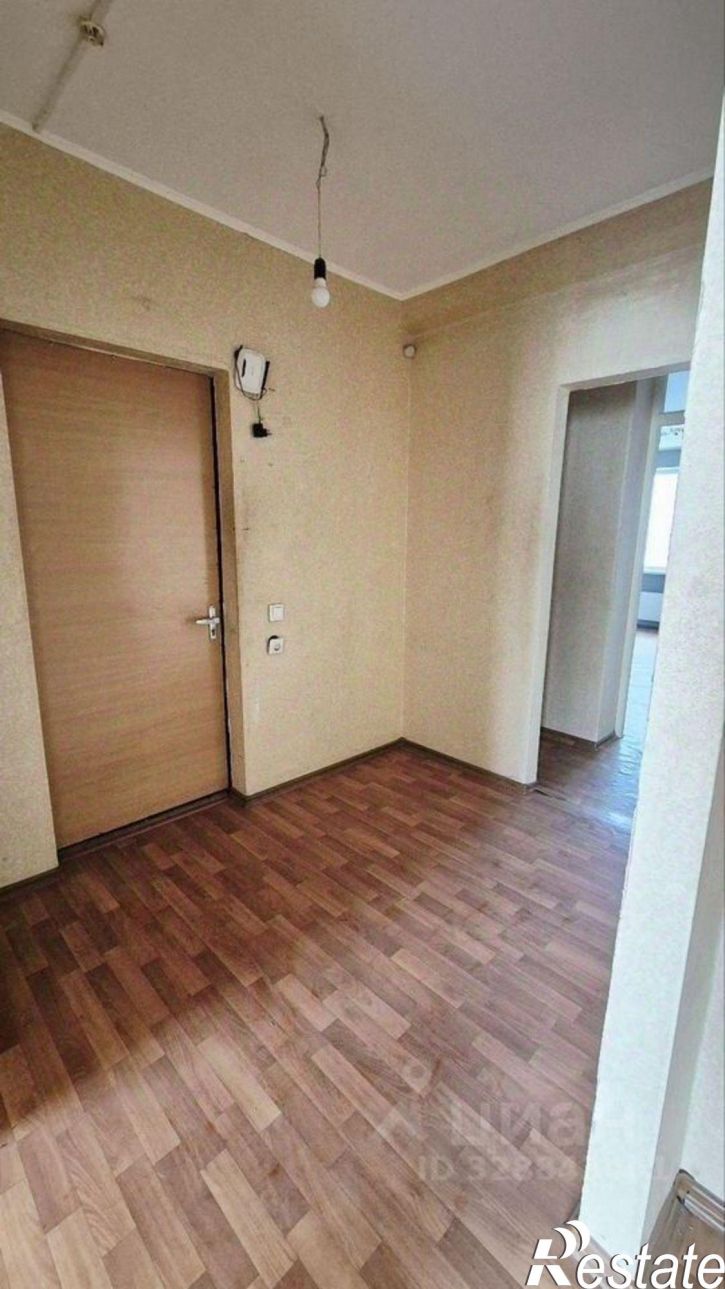 3-комн квартира улица Карякина, 27,  д. 27