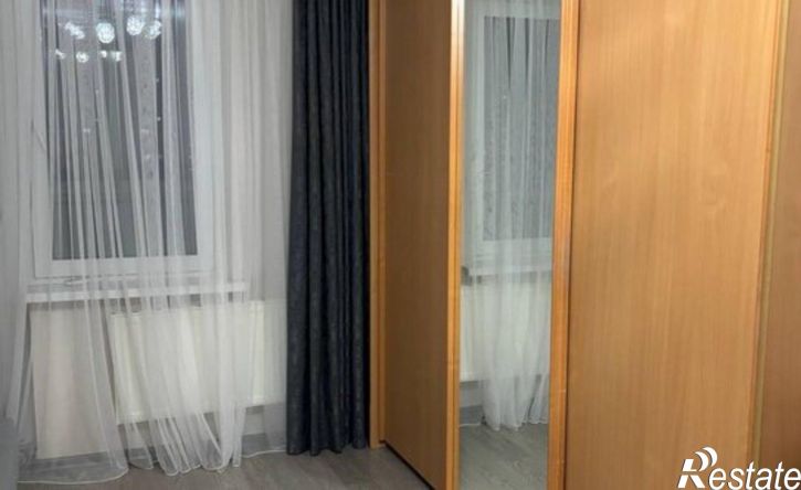 3-комн квартира улица Котлярова, 10,  д. 10