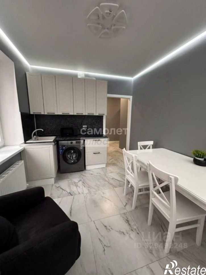 2-комн квартира ул им. Героя Яцкова И.В., 17,  д. 17
