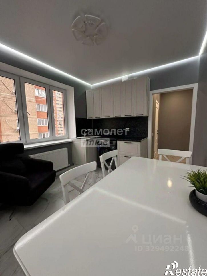 2-комн квартира ул им. Героя Яцкова И.В., 17,  д. 17