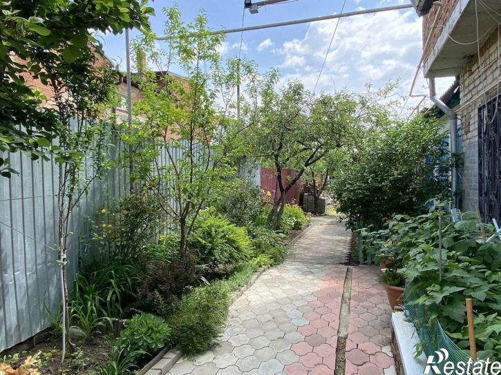 3-комн квартира улица Коммунаров, 98,  д. 98