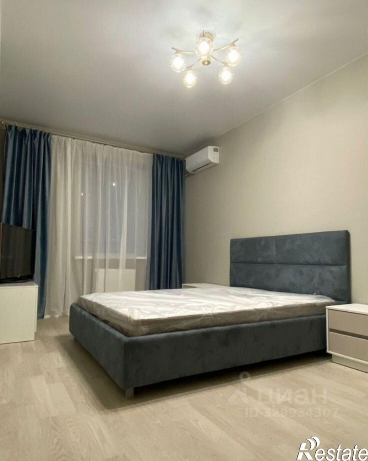 1-комн квартира ул им. Героя Георгия Бочарникова, 4 1,  д. 4 1,  к. 1