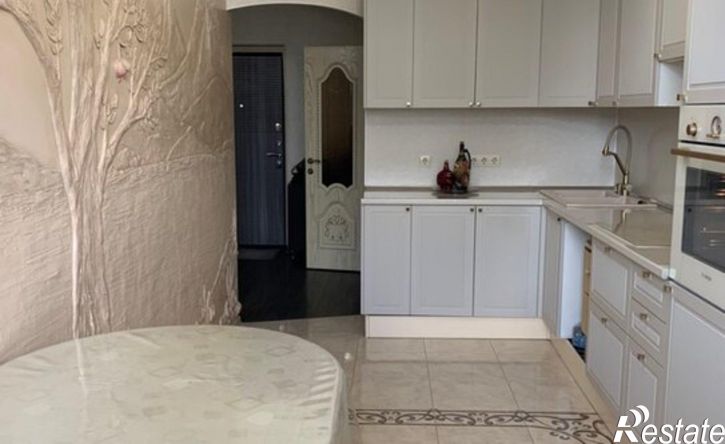 2-комн квартира Российская улица, 267 к2,  д. 267 к2
