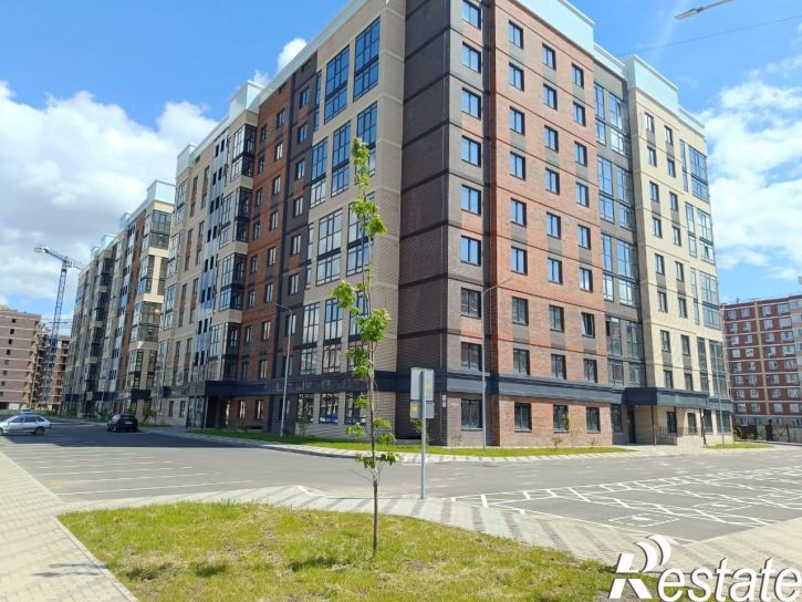 3-комн квартира Корнилова, 9