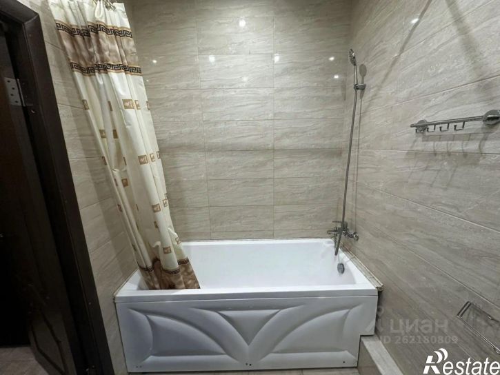 1-комн квартира Новороссийская улица, 90/2 к2,  д. 90/2 к2