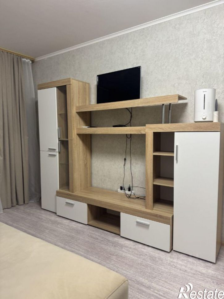 1-комн квартира ул им. Генерала Трошева Г.Н., 8,  д. 8