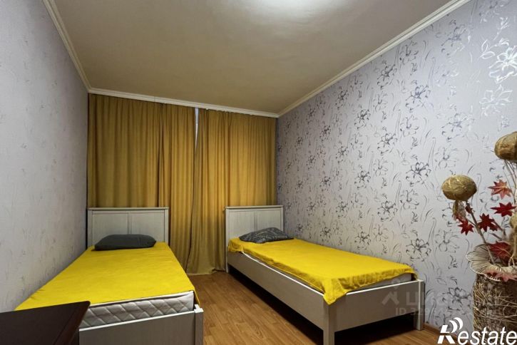 3-комн квартира улица Дзержинского, 54/13,  д. 54/13