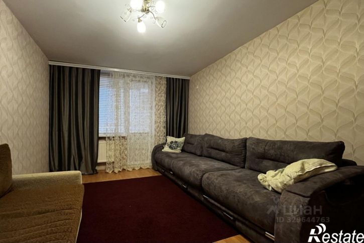 3-комн квартира улица Дзержинского, 54/13,  д. 54/13