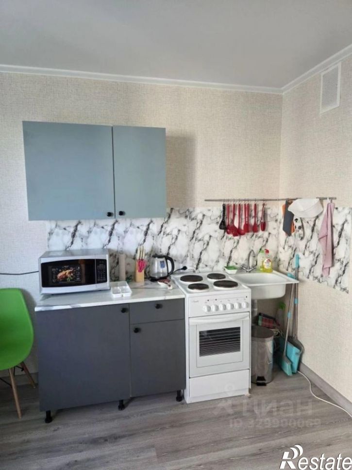 2-комн квартира Душистая улица, 25,  д. 25