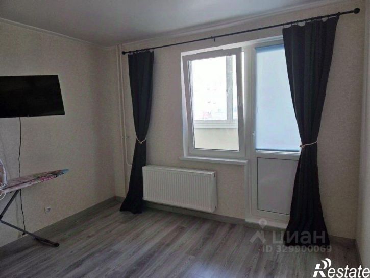2-комн квартира Душистая улица, 25,  д. 25
