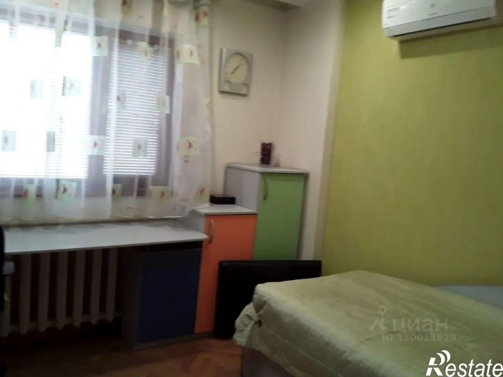 3-комн квартира улица Александра Покрышкина, 24,  д. 24