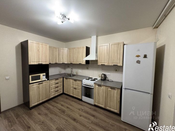2-комн квартира Российская улица, 72/6,  д. 72/6
