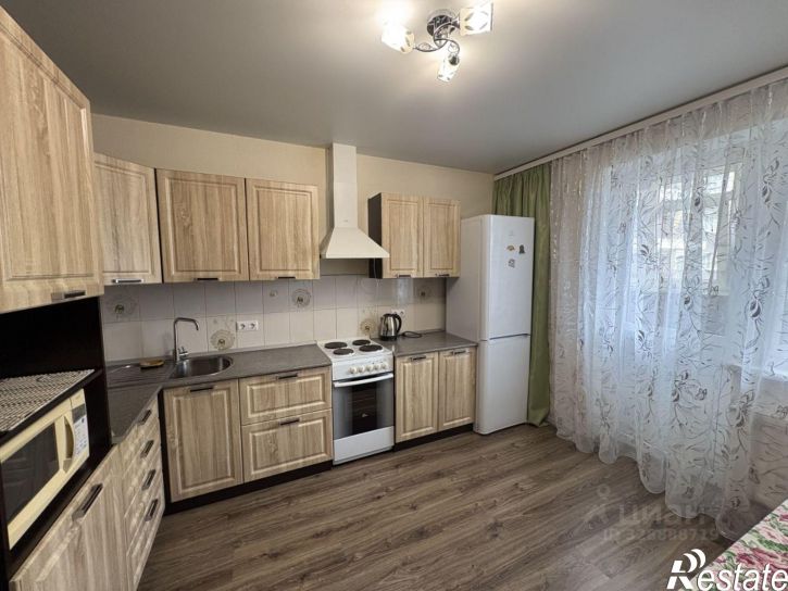 2-комн квартира Российская улица, 72/6,  д. 72/6