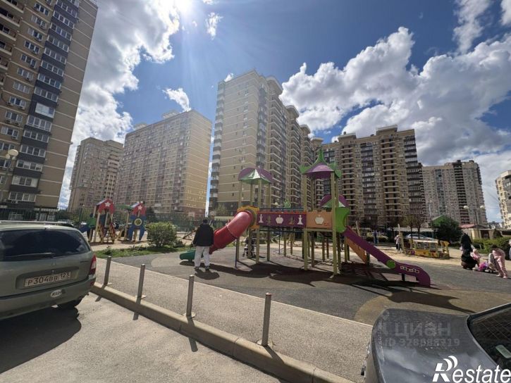2-комн квартира Российская улица, 72/6,  д. 72/6