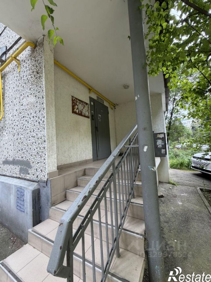 4-комн квартира Школьная улица, 15,  д. 15