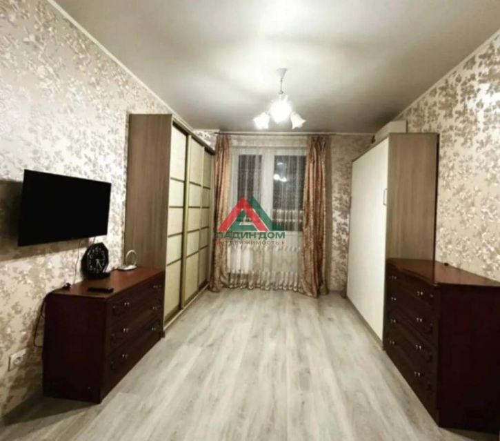 1-комн квартира им. Петра Метальникова улица, д.28