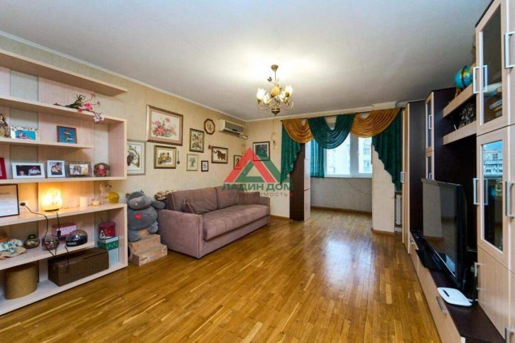 2-комн квартира Чекистов проспект, д.33