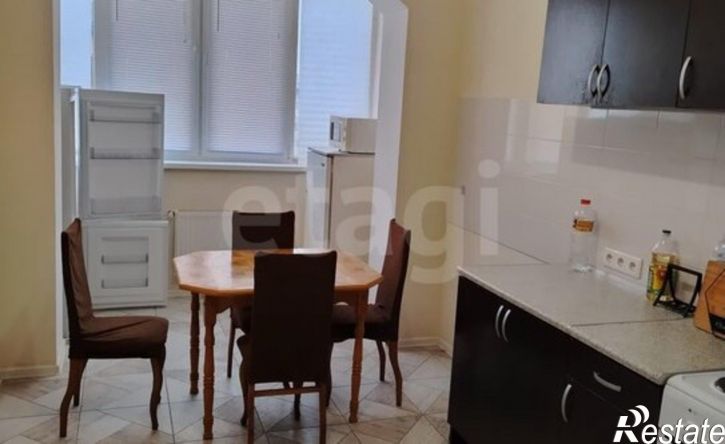 1-комн квартира ул им. Есенина, 80/2,  д. 80/2