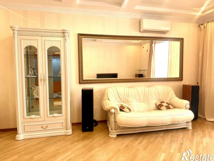 2-комн квартира улица имени Володи Головатого, 302,  д. 302