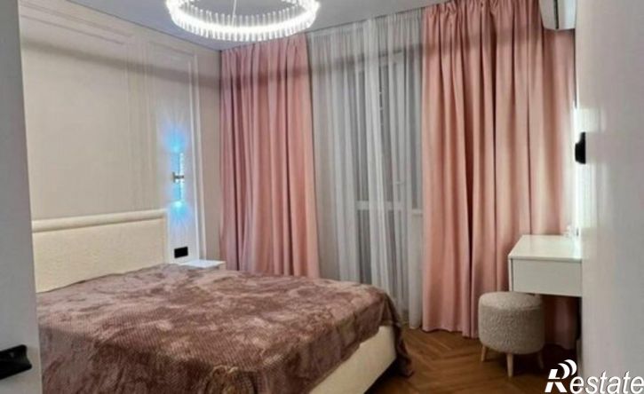 2-комн квартира ул им. Мачуги В.Н., 166А 2,  д. 166А 2,  к. 2