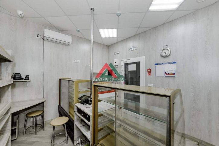 Торговое помещение Российская улица, д.267к1
