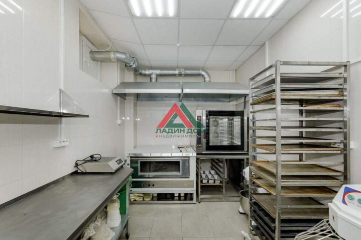 Торговое помещение Российская улица, д.267к1