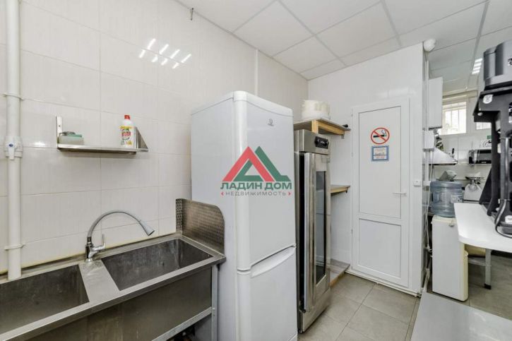 Торговое помещение Российская улица, д.267к1