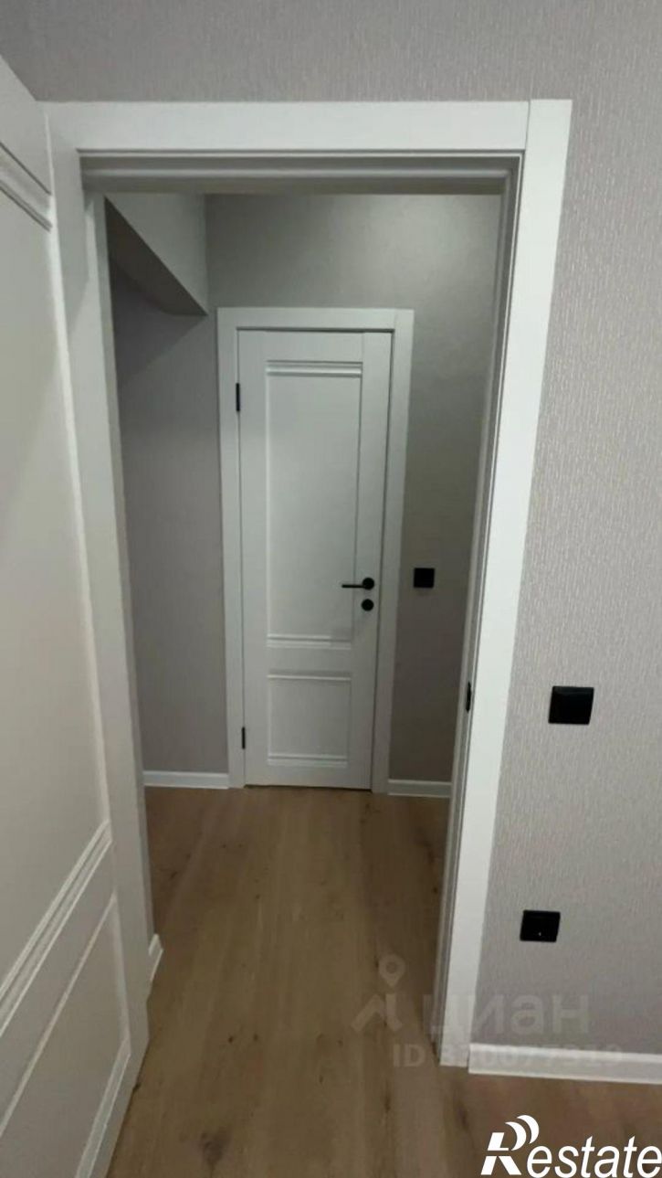 2-комн квартира улица имени Хамазана Гизатуллина, 2 к27,  д. 2 к27