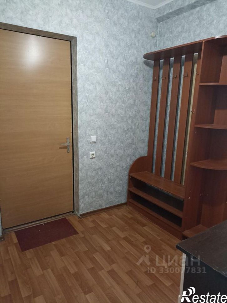 2-комн квартира улица Карякина, 27,  д. 27