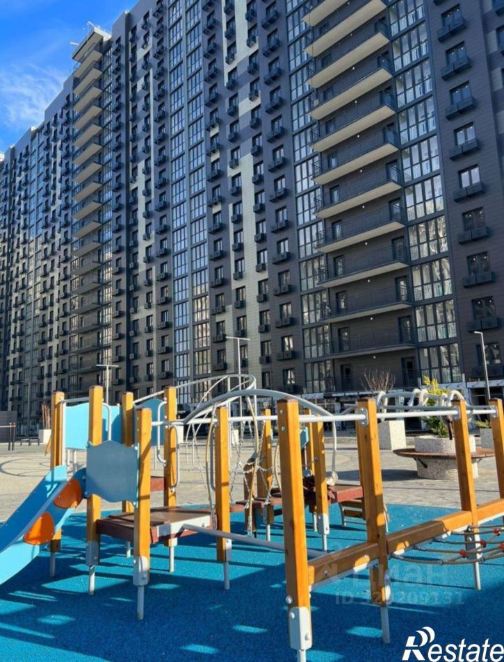 2-комн квартира улица имени Владимира Жириновского